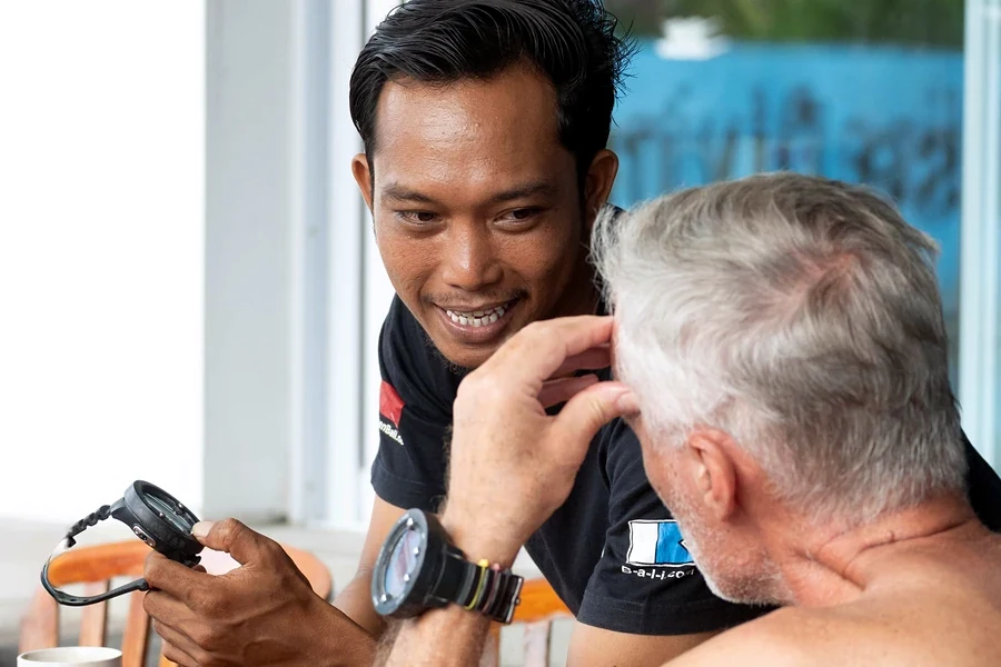 Persönliches Tauchbriefing bei Paradise Diving Bali