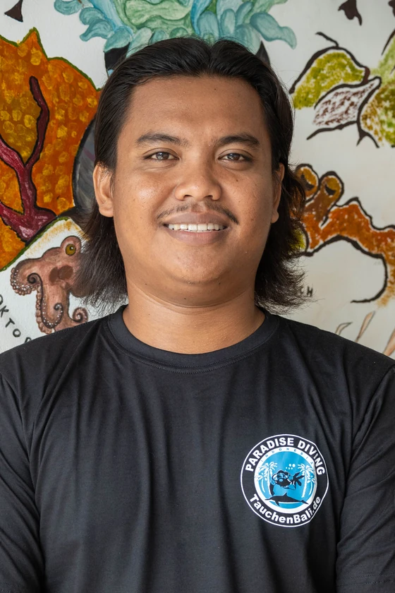 Dede – Divemaster · Ausrüstungstechniker